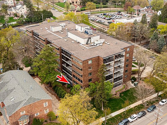 2nd image of 600 4th St SW APT 102