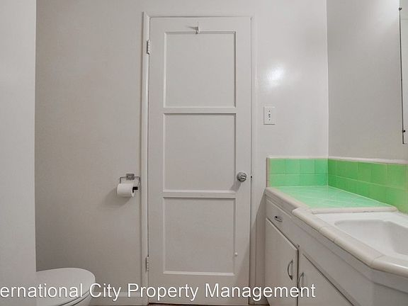 5th image of 389 Mira Mar Ave