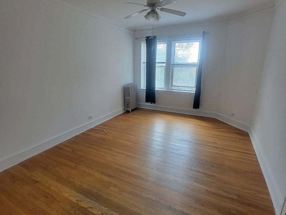 1st image of 4766 W Cornelia Ave Unit 2