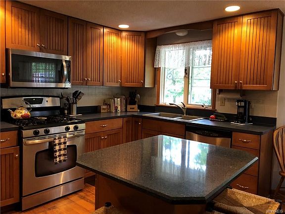 4th image of 29 South Ln