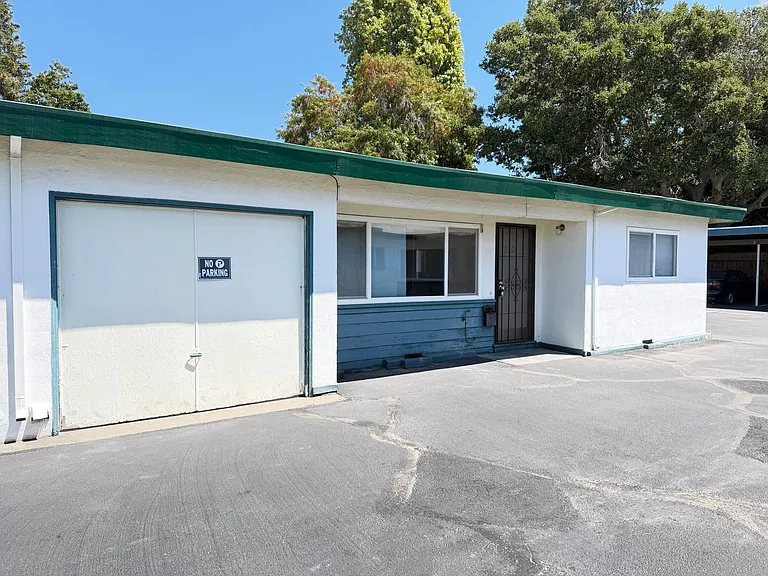 332 Pacific Ave — Photo 1