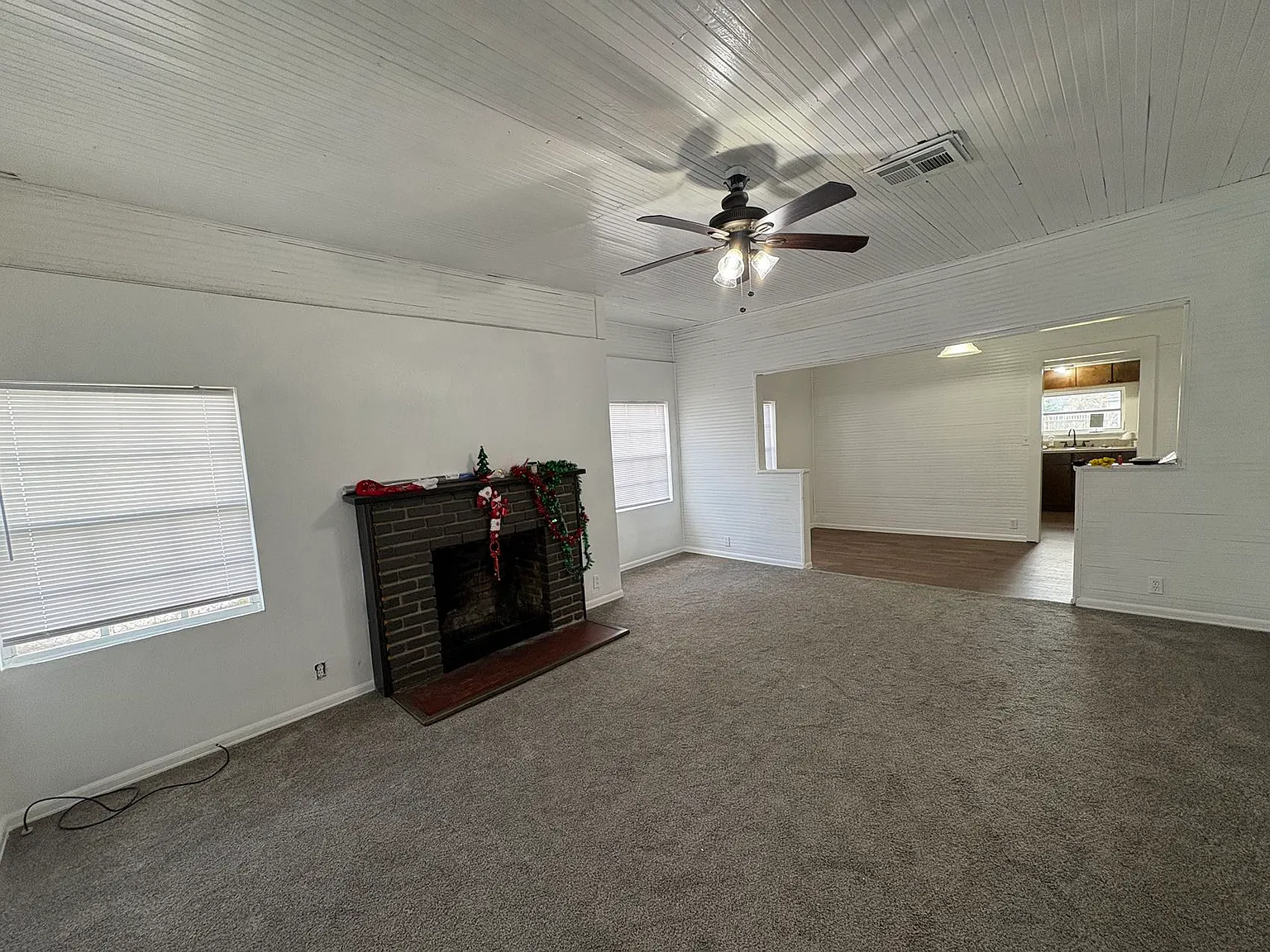 723 Virginia Ave — Photo 3