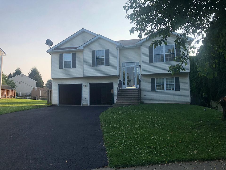Home located on kid friendly cul-de-sac