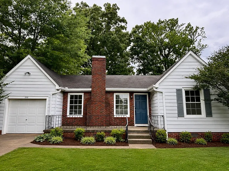 350 Duncan Ave — Photo 1