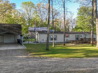 24599 Linden St, Dowagiac, MI 49047
