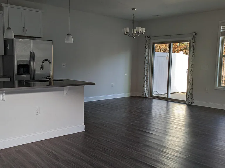 1127 Longitude Dr — Photo 6