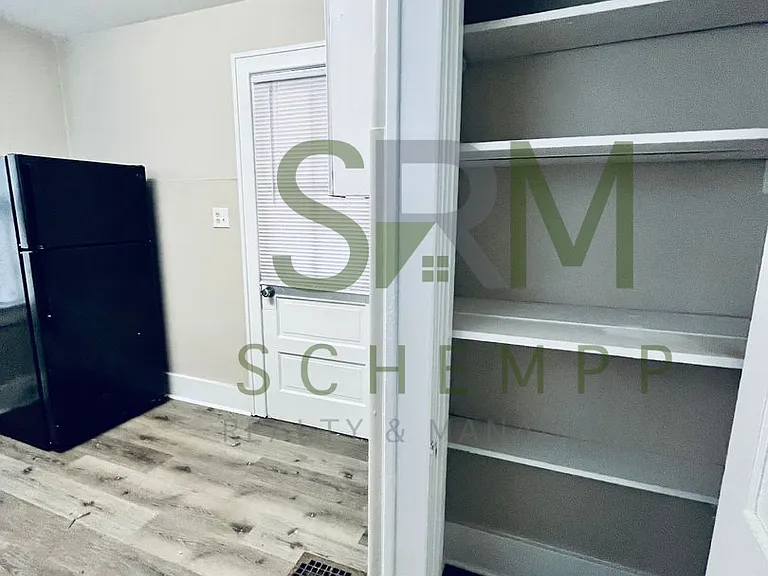 1735 W Hill St — Photo 12