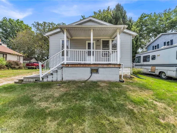 310 E 44th St, Lorain, OH 44052
