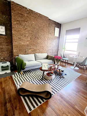 Rented by Corcoran | media 13