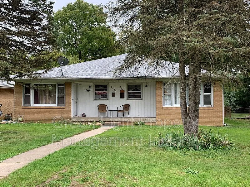 2831 Walker Ave photo 1