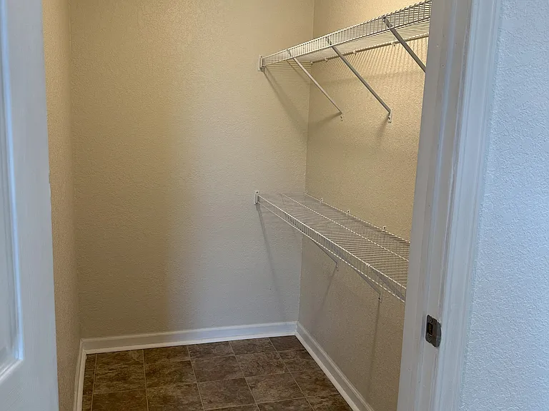 2909 Travis St — Photo 9