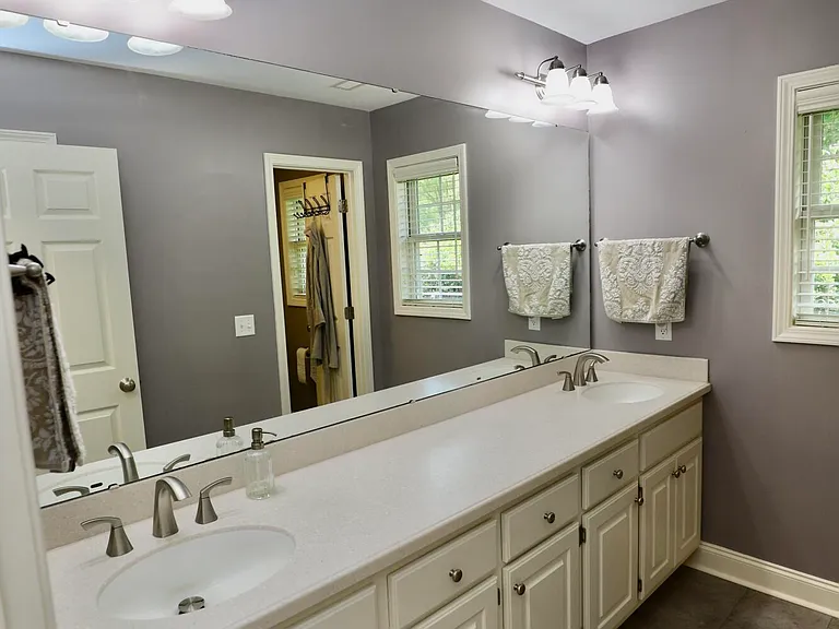 595 Saint Augustine Dr — Photo 25