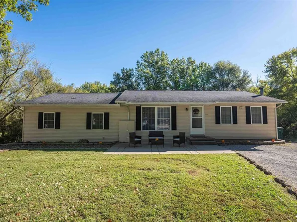 125 Cortez Ct, Chandler, IN 47610