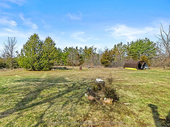 4th image of 700 Golf Course Rd