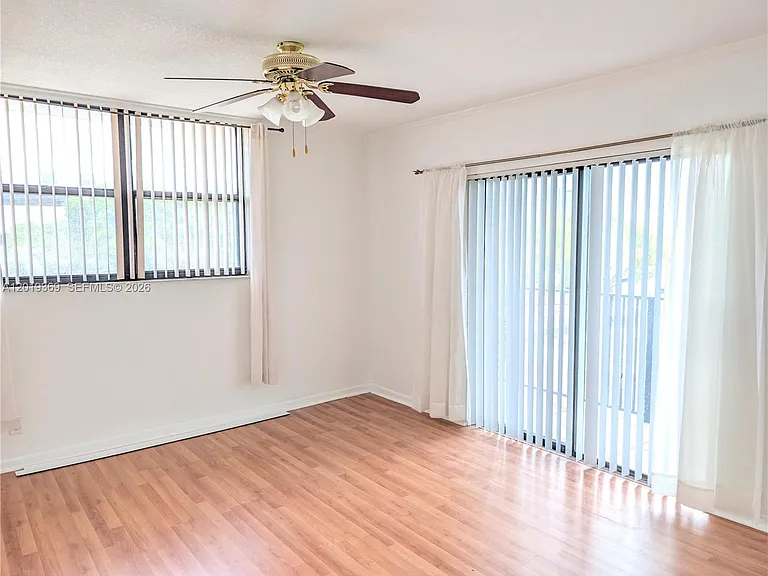 1900 Diana Dr #3E — Photo 8