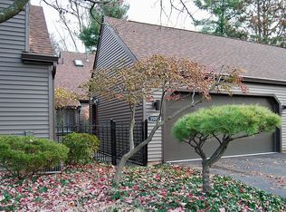 3509 Starlight Cir NW, Canton, OH 44708