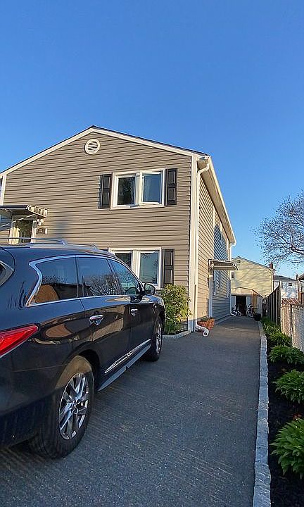 1st image of 28 Garden City Ave