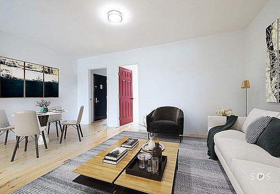 2nd image of 246 Montrose Ave #2