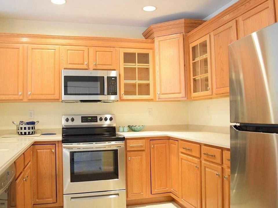 1st image of 2110 Briarwood Vlg