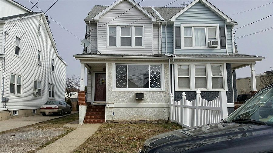 1st image of 4 Tilrose Ave