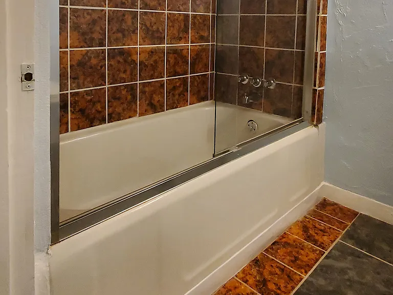 310 Center Ave #103 — Photo 6