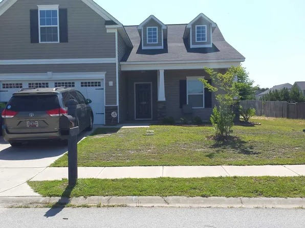 409 Zeppelin Ln, Columbia, SC 29209