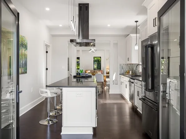 6 Pearl St, Somerville, MA 02145