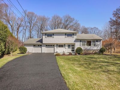 94 Robert Place, Hawthorne, NY, 10532