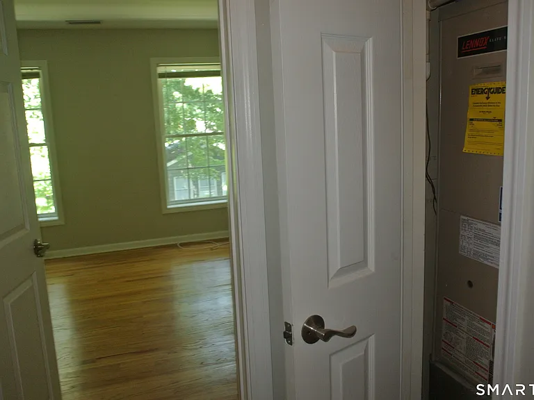 670 Boston Post Rd #12 — Photo 6