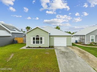 6604 Lake Joanna Cir, Panama City, FL 32404