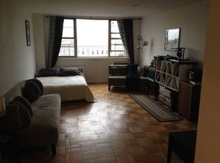 340 Ocean Pkwy, Brooklyn, NY 11218