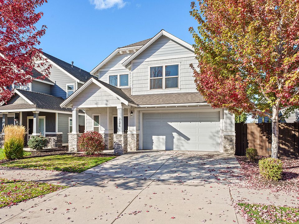 1st image of 21370 NE Nolan Ct