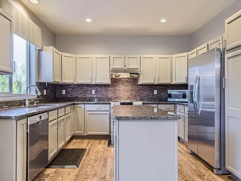 6631 W Alamo Dr — Photo 8