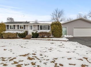 44 Belmanor Dr, Rochester, NY 14623