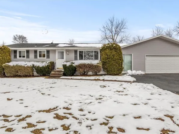 44 Belmanor Dr, Rochester, NY 14623