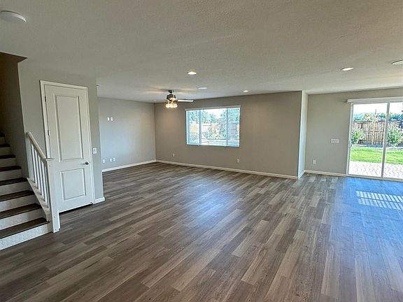 5th image of 8090 Furnace Creek Dr