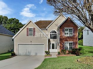 9117 Hollow Ridge Ln, Charlotte, NC 28269
