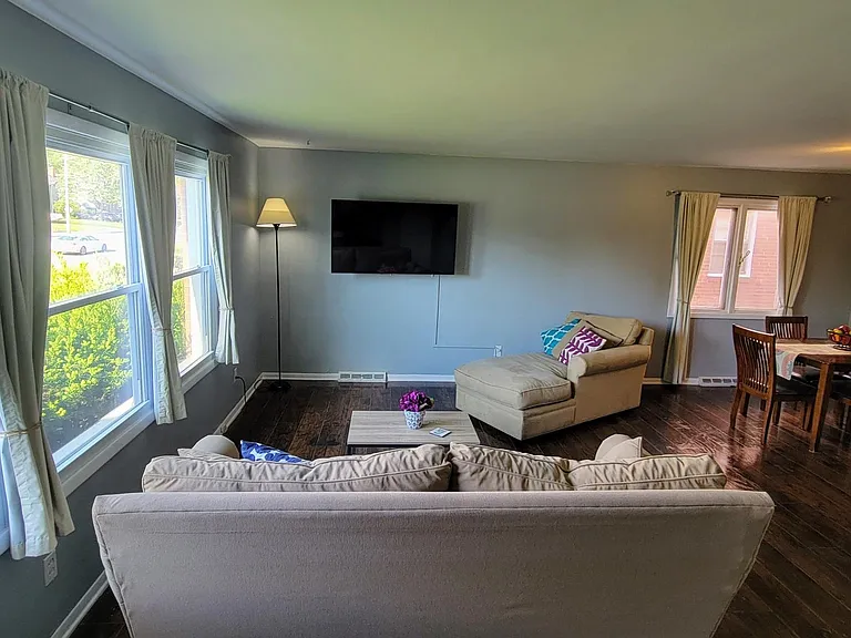 13578 Cedar Rd #DOWNSTAIRS — Photo 9