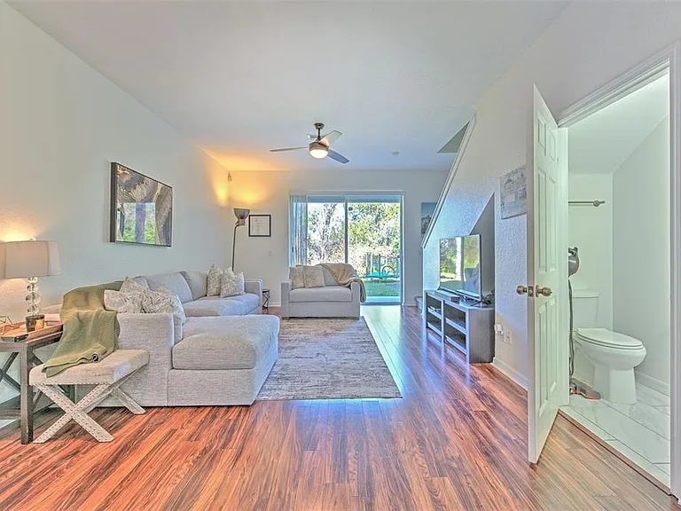 11094 Winter Crest Dr — Photo 8