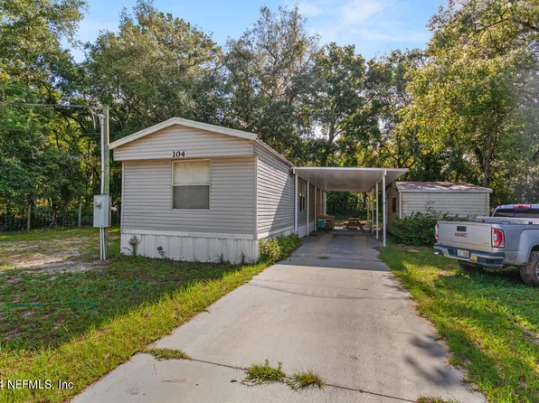 104 CINDY Avenue, Interlachen, FL 32148