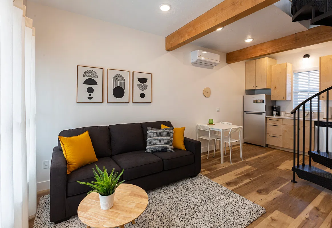 1 bed, 500 sqft, $900 — Photo 1