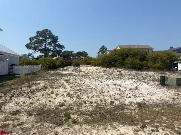 171 Rhonda Del Sol Cir, Pt Saint Joe, FL 32456