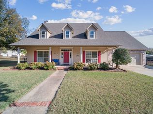 12231 S 18th Ave E, Jenks, OK 74037