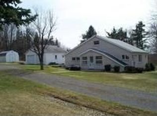 377 Maple Springs Rd, Hollsopple, PA 15935