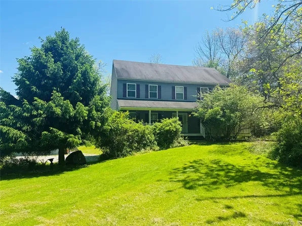 633 Winterton Road, Bloomingburg, NY 12721