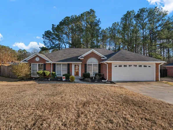 854 Oakwood Dr, Columbus, GA 31904