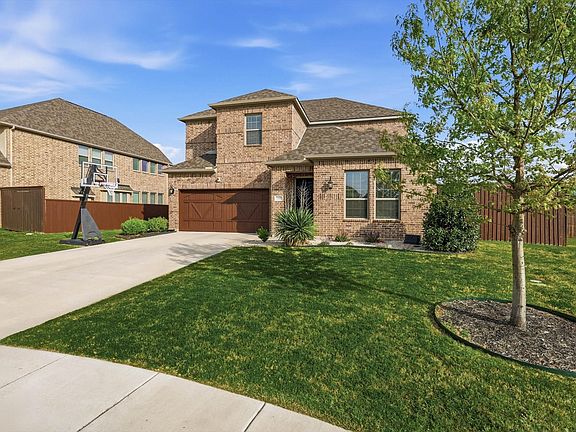 2nd image of 2109 Falcon Ridge Dr