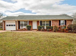 18 Friar Tuck Rd, Newnan, GA 30263