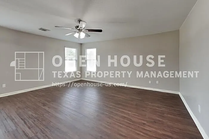 6439 Lily Hollow Ct — Photo 9