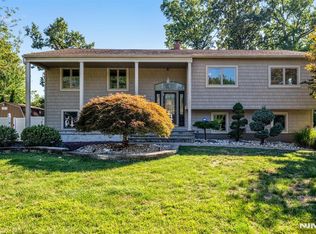 266 Seton Hall Dr, Paramus, NJ 07652